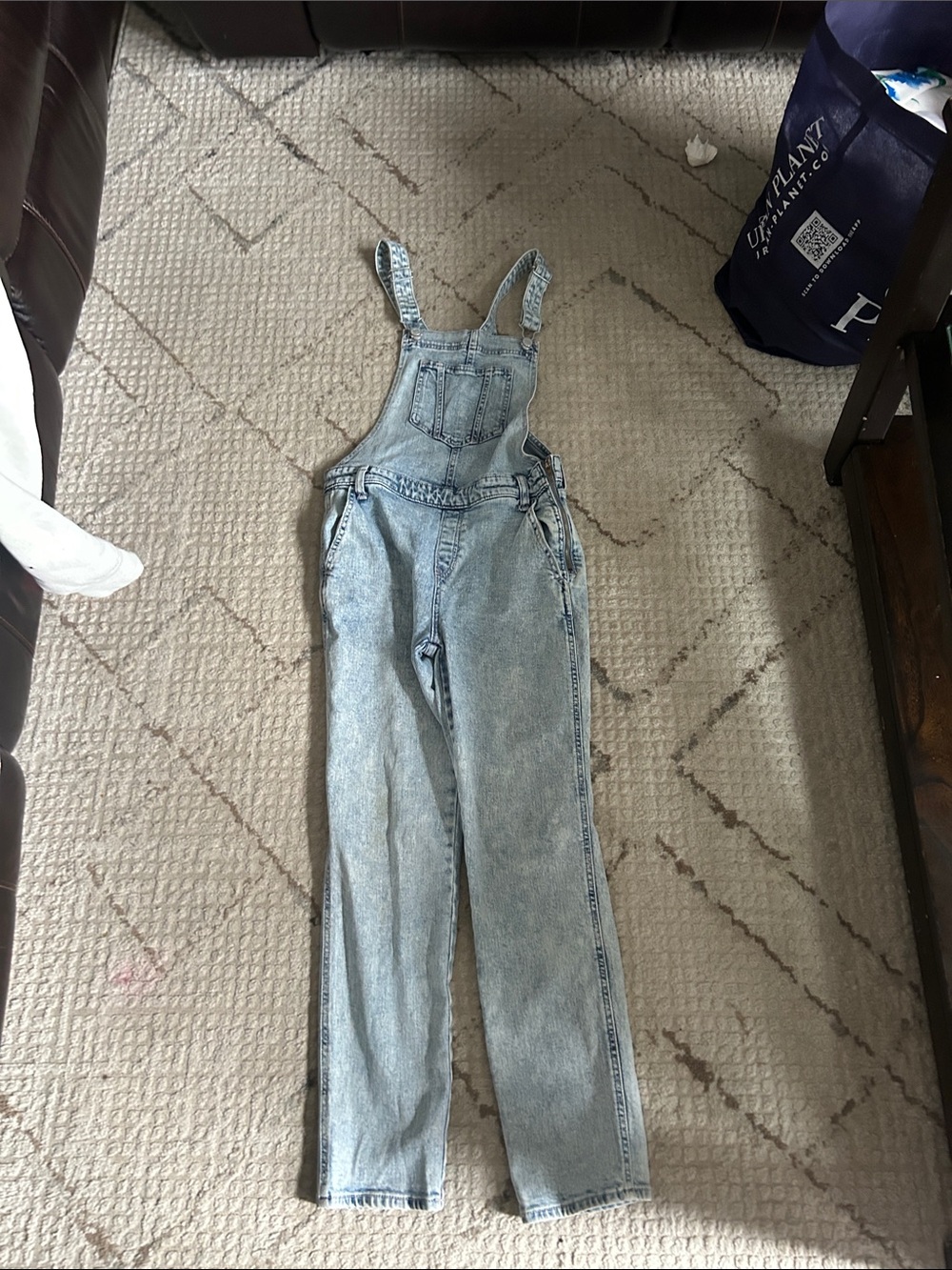 Old Navy Light Blue Wash Denim Overalls - Women's Jeans